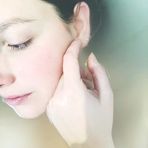 Criste marine huile essentielle : secrets d’une alliée bio pour la peau et la silhouette