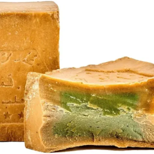 Test Carenesse Savon "d'Alep" 55% : un gros bloc bien costaud pour la peau, moins pour les cheveux